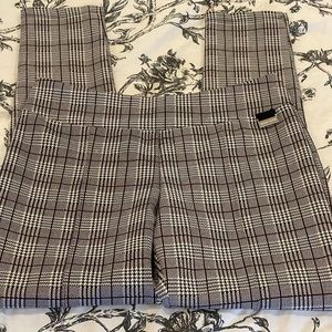 Jaclyn Smith Black and White Plaid Straight Leg Pants